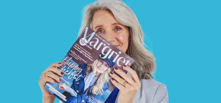 Vrouw met Margriet in de hand